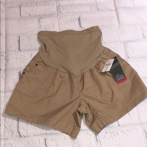 NWT- Motherhood Maternity Shorts sz M